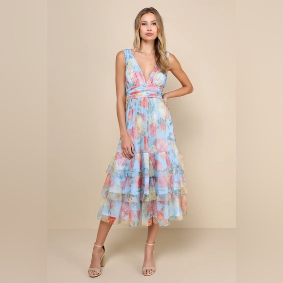 NEW NWT Lulu’s Perfectly Divine Blue Floral Tulle Tiered Ruffled Midi Dress - Picture 4 of 11